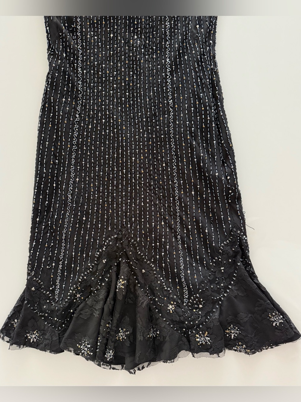 Black & Pink Silk Beaded Evening Gown Dress - Size M - Vintage - *Please Read* - Picture 4 of 16